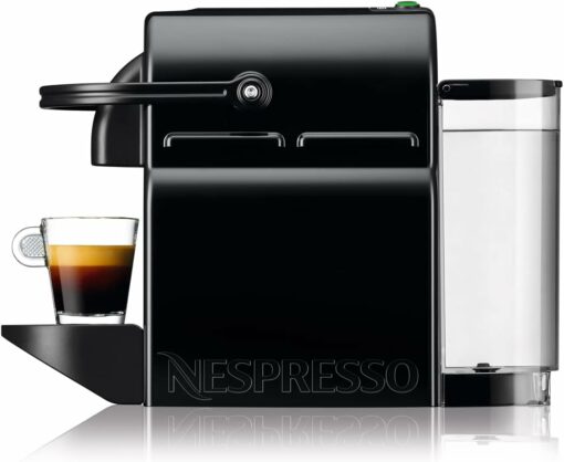 Nespresso Inissia EN80.B, Macchina da caffè di De'Longhi, Sistema Capsule Nespresso, Serbatoio acqua 0.7L, Nero