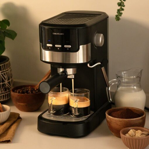 Cecotec Macchina da Caffè Espresso Compact Power Espresso 20 Pecan 1100 W, 20 bar, sistema Thermoblock, vaporizzatore orientabile, braccio portafiltri con doppia uscita e 2 filtri, 1,25 litri